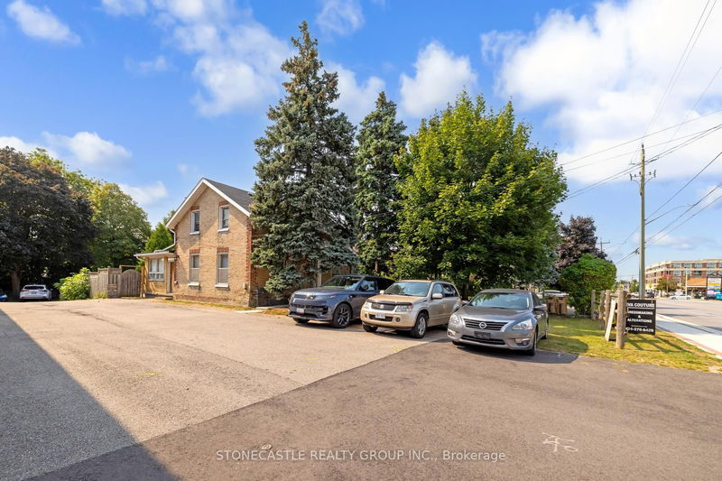 home for sale on 2321 Major Mackenzie Drive W