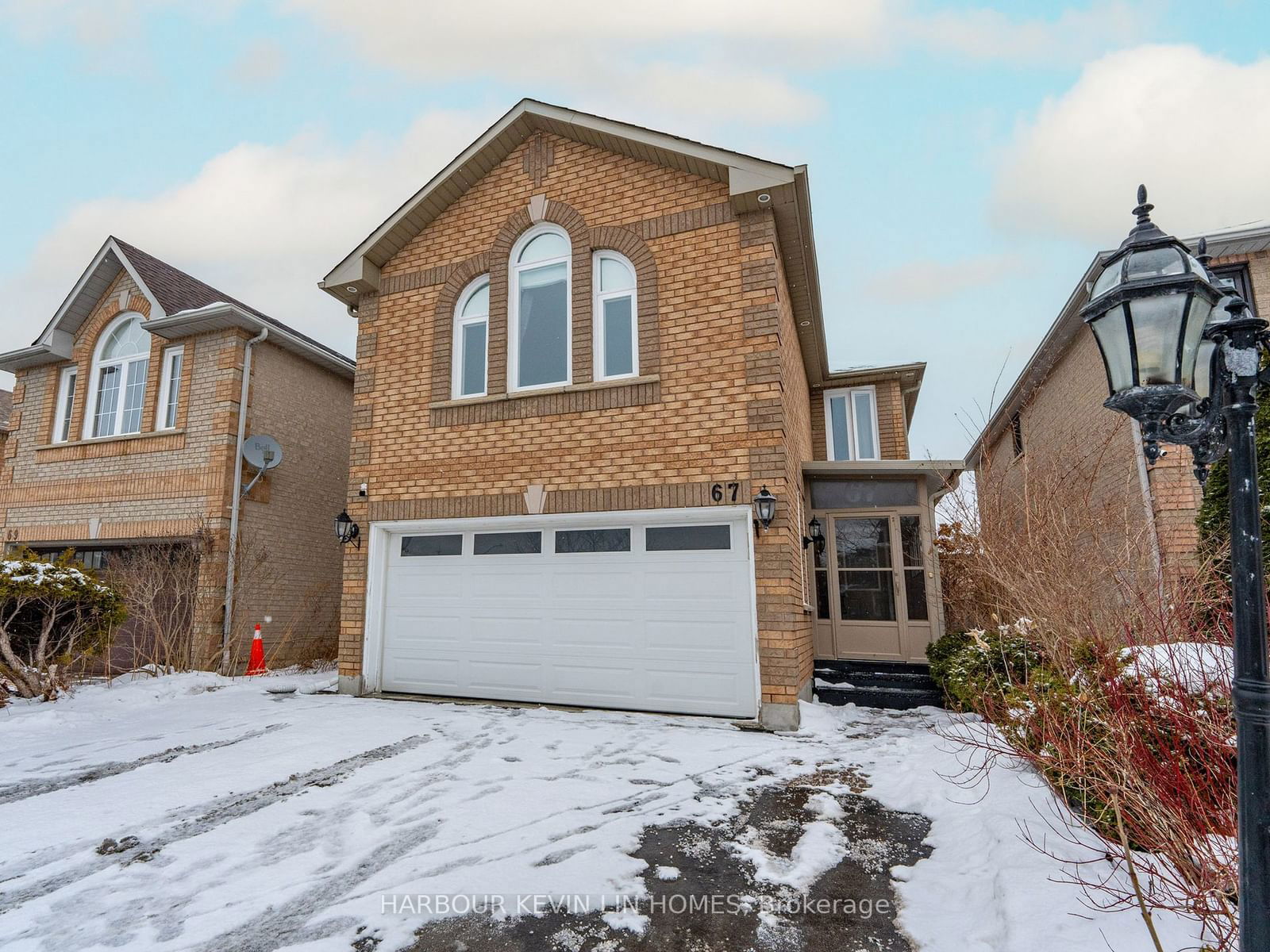 Detached House for lease at Main - 67 Sunridge Street, Richmond Hill, Oak Ridges, L4E 3T7 - MLS: N11954344