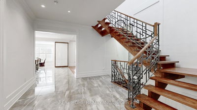 374 Elmwood Ave, Richmond Hill - Harding image-0-4