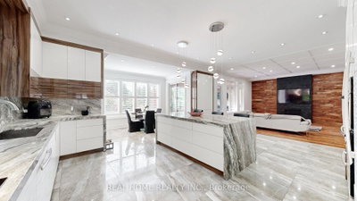 374 Elmwood Avenue — photo 6