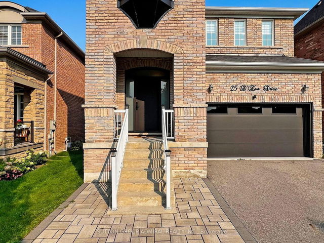25 D'Eva Drive