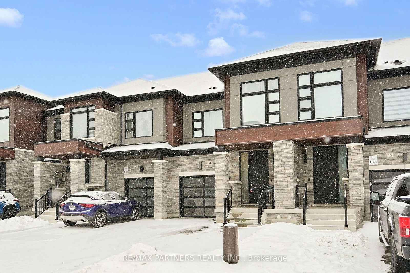 Townhouse for sale at 61 Ducharme Drive, Richmond Hill, Rural Richmond Hill, L4S 0J3 - MLS: N11955217