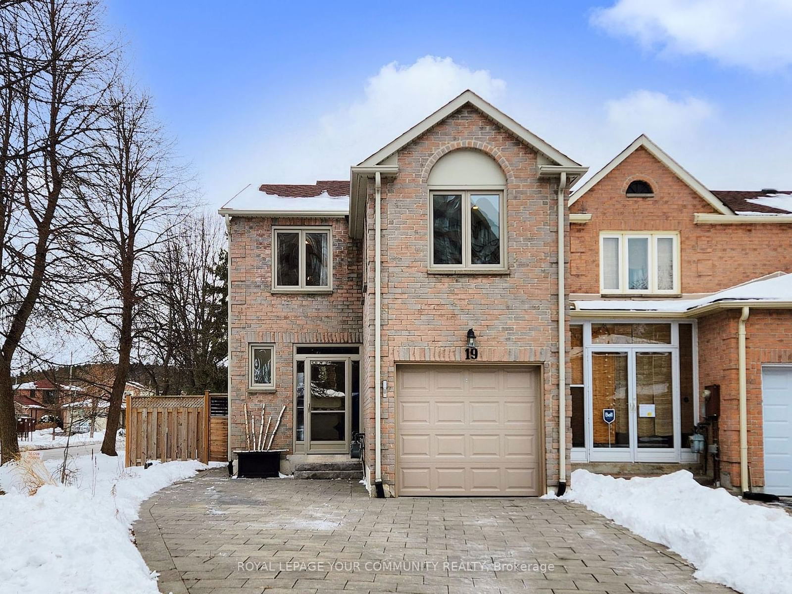 Townhouse for sale at 19 Nightstar Drive, Richmond Hill, Observatory, L4C 8K2 - MLS: N11955242