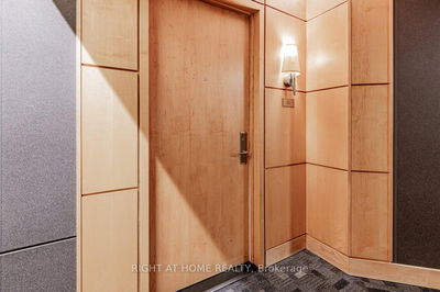 Unit 811 — 48 Suncrest Blvd, Markham - Commerce Valley image-0-2