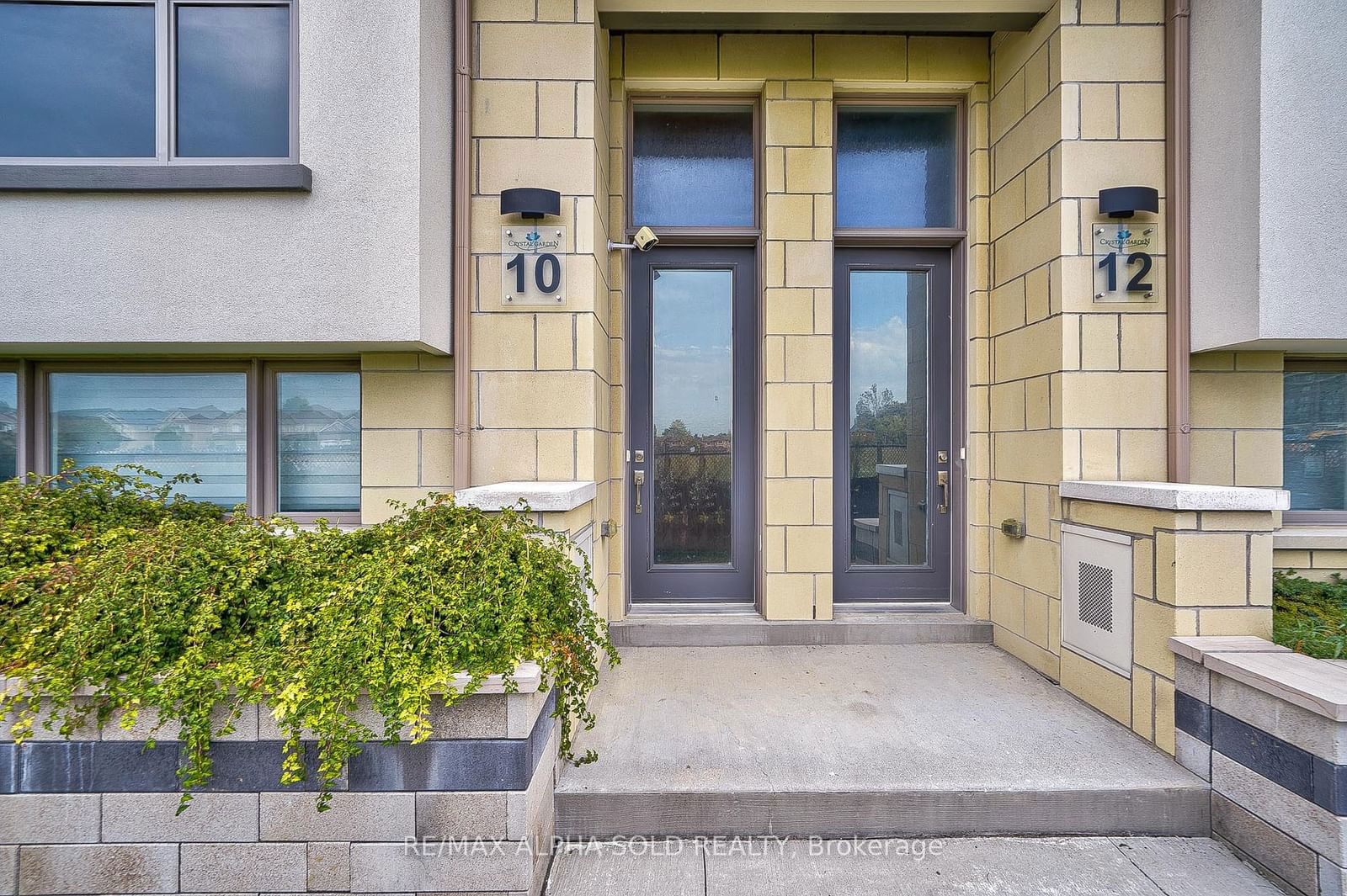 Townhouse for lease at 10 Teasel Way, Markham, Unionville, L3R 1L3 - MLS: N11955464