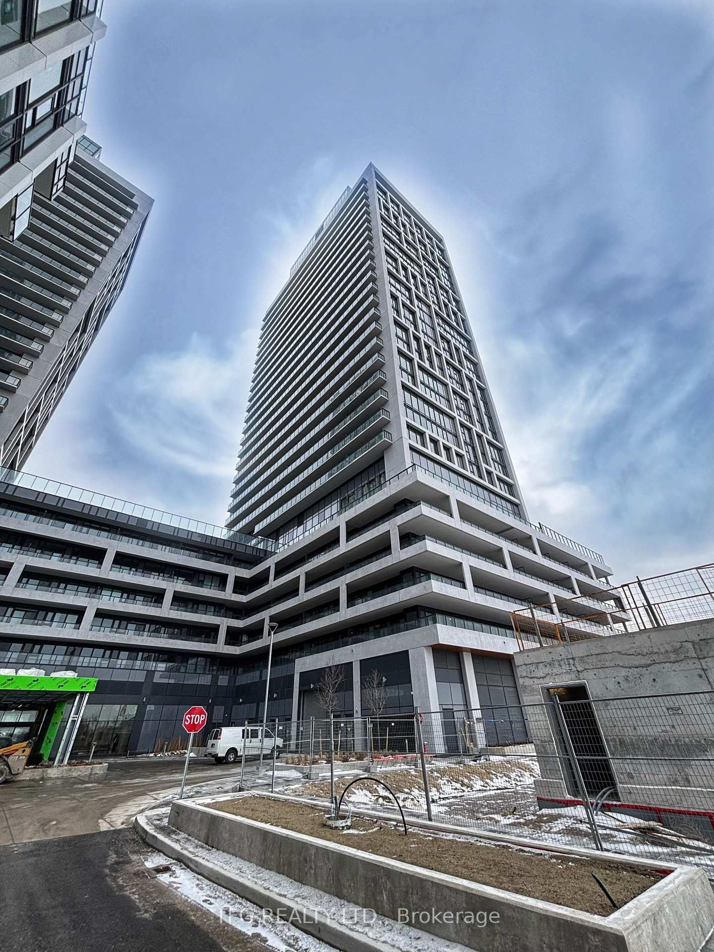 Condo leased at 321-8960 Jane Street, Vaughan, Concord, L4K 2M9 - MLS: N11955494