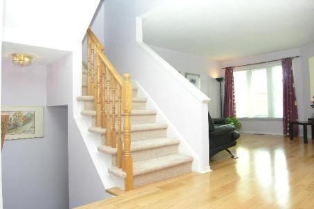 53 Silver Stream Ave, Richmond Hill, L4S2K9 | Image 2