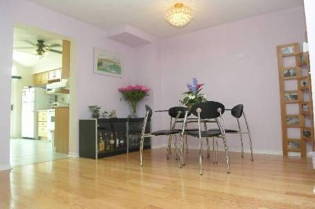 53 Silver Stream Ave, Richmond Hill, L4S2K9 | Image 3