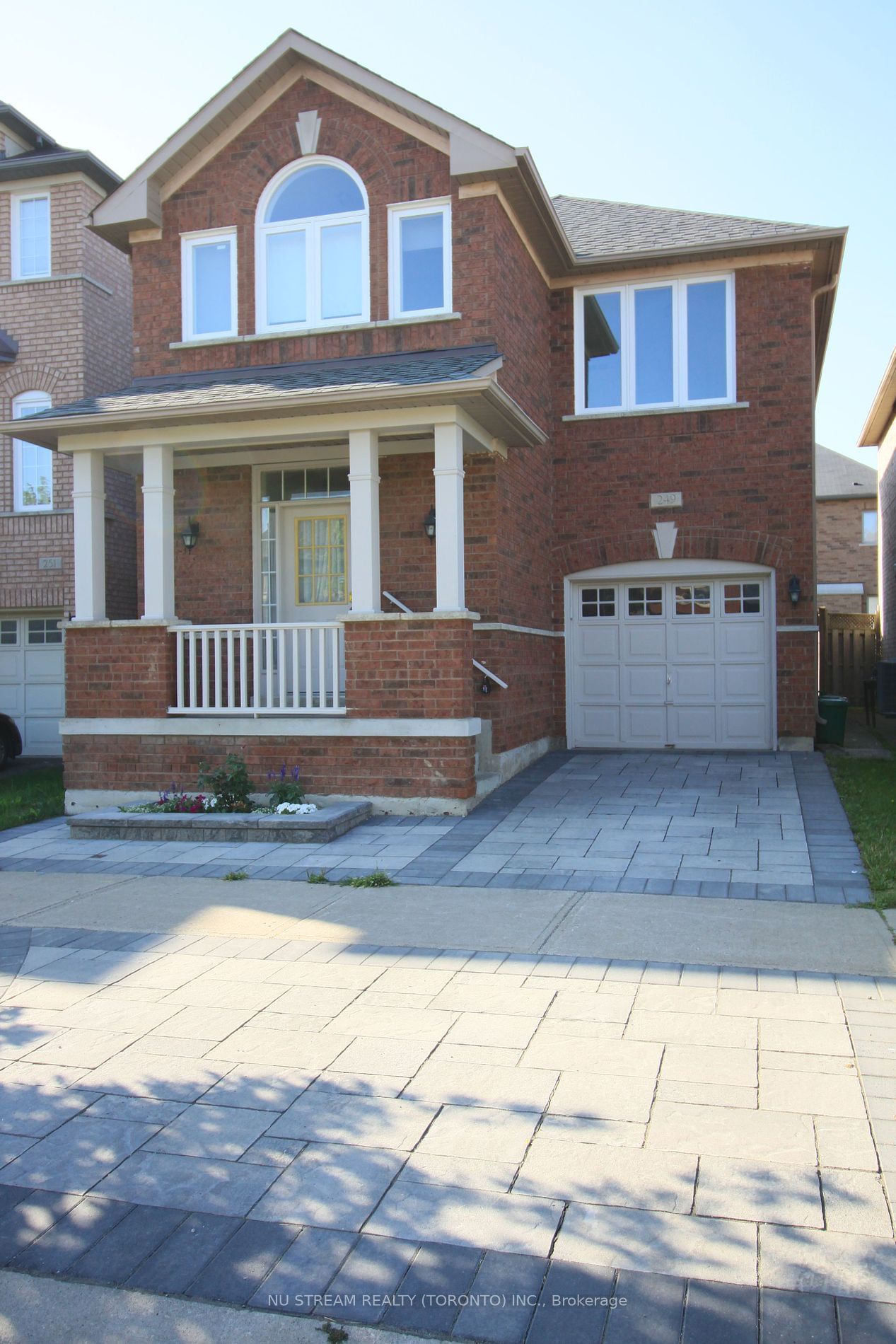 Building at 249 Madison Heights Boulevard, Markham, Berczy