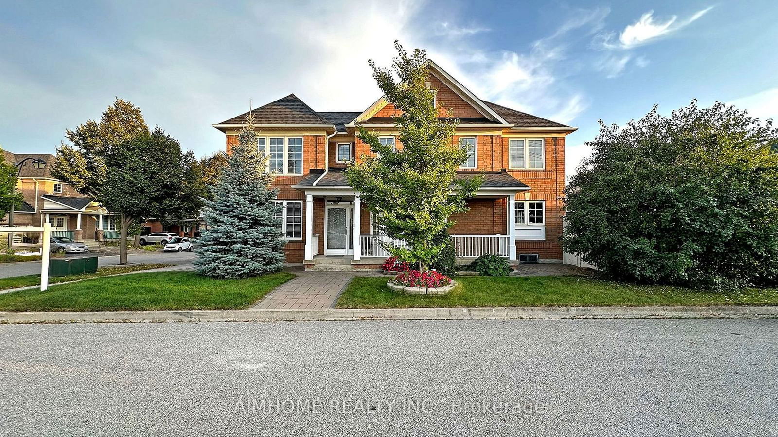 Detached House for sale at 61 Sarum Crescent, Markham, Berczy, L6C 2M7 - MLS: N11956787