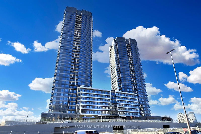 home for lease on 911-30 Upper Mall Way