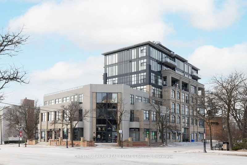 701 - 10376 Yonge St, Richmond Hill, L4C 3B8 | Image 2