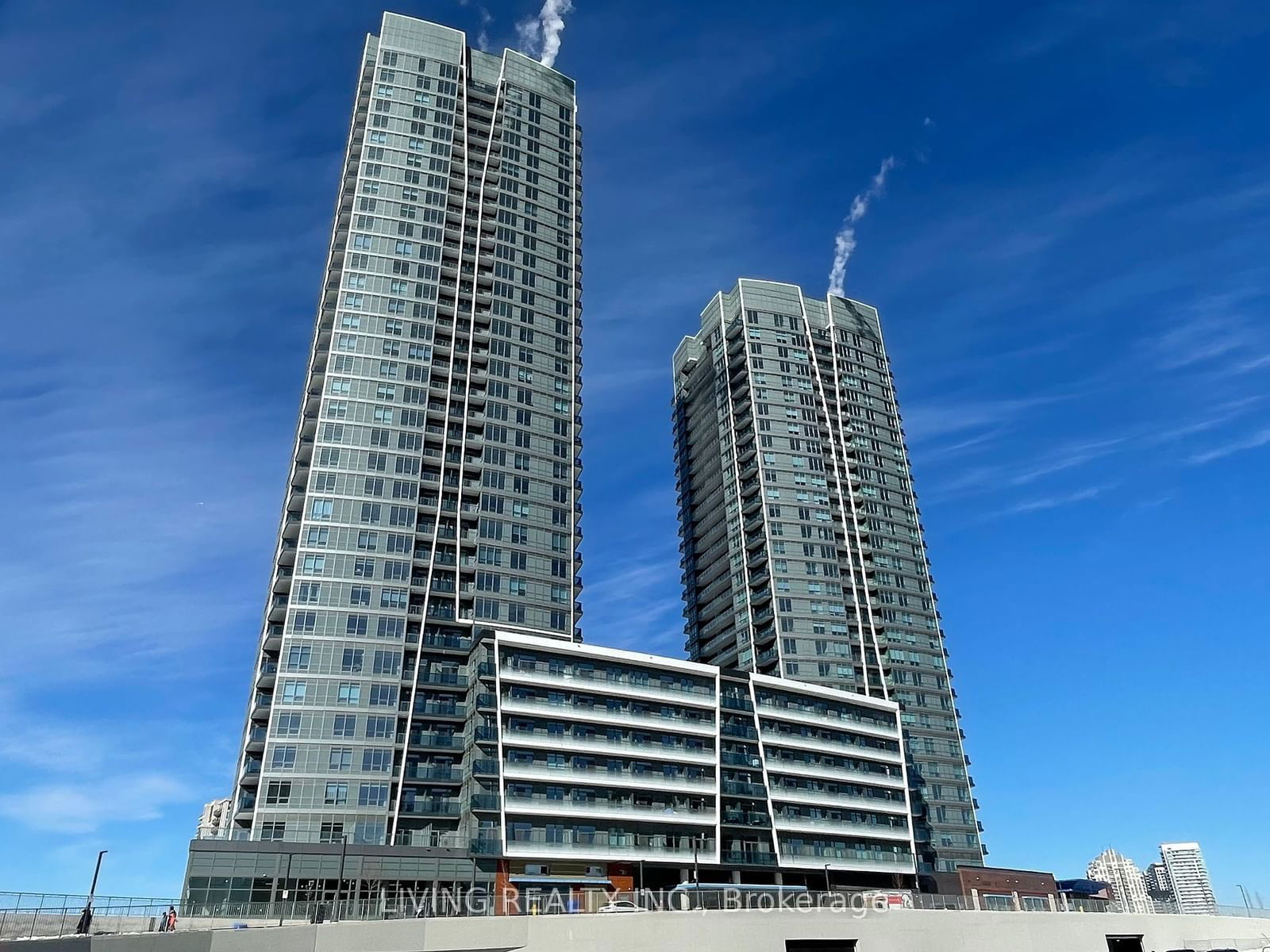 Condo for lease at 2111A-30 Upper Mall Way, Vaughan, Brownridge, L4J 0L7 - MLS: N11957030