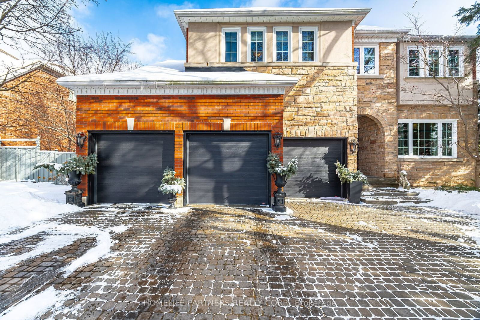 Detached House for sale at 17 John Kline Lane, Vaughan, Kleinburg, L0J 1C0 - MLS: N11957123