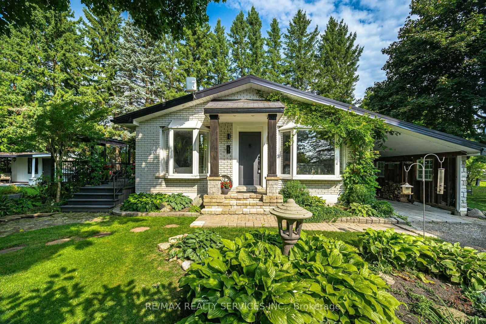 Detached House sold at 6206 Third Line, Essa, Rural Essa, L9R 1V2 - MLS: N11957174