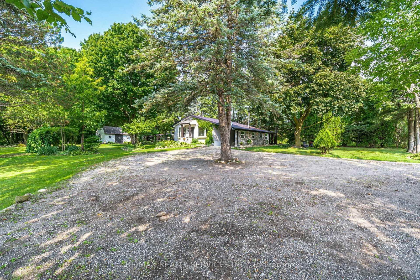 Detached House sold at 6206 Third Line, Essa, Rural Essa, L9R 1V2 - MLS: N11957174