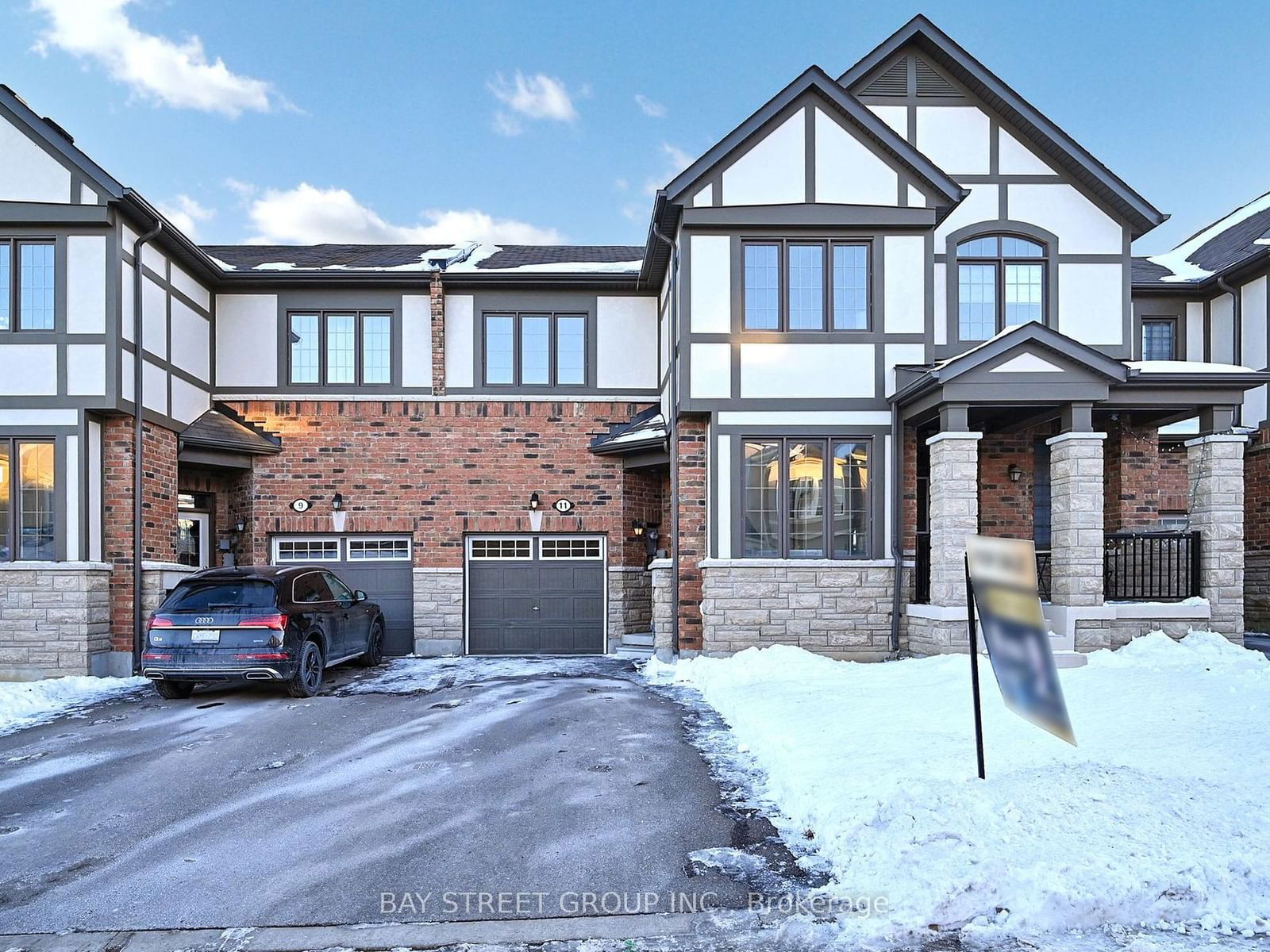 Townhouse for sale at 11 Ness Drive, Richmond Hill, Rural Richmond Hill, L4S 1N2 - MLS: N11957574