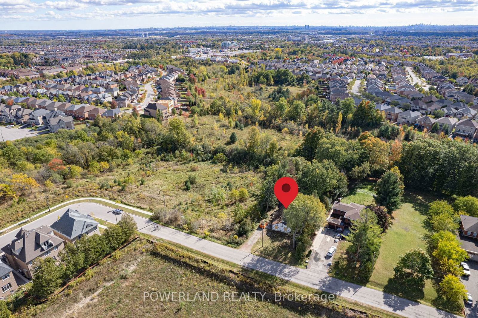 Detached House for sale at 209 Harris Avenue, Richmond Hill, Jefferson, L4E 3M3 - MLS: N11957709