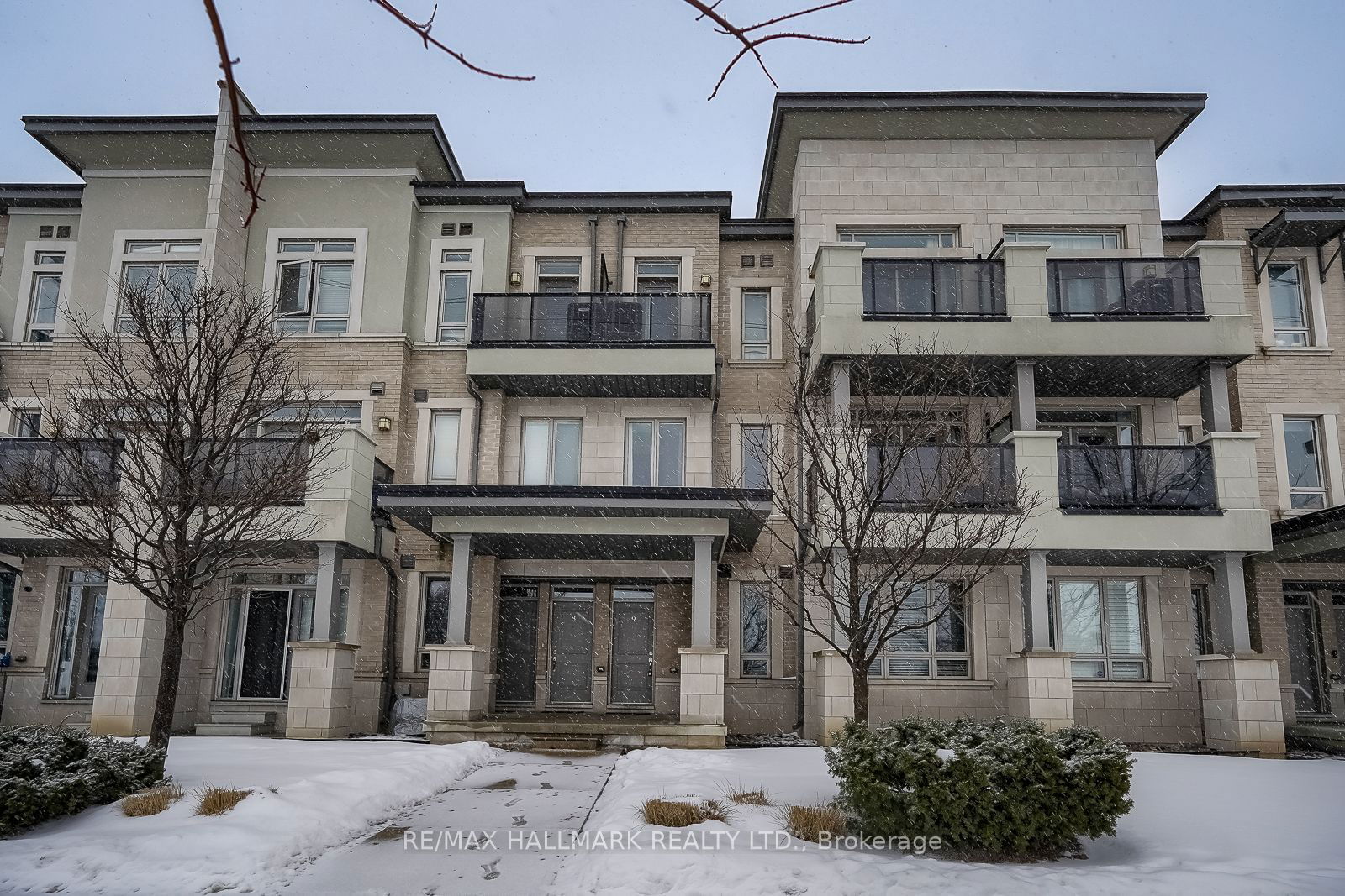 Townhouse for sale at 9-9601 Jane Street, Vaughan, Maple, L6A 4G5 - MLS: N11957879