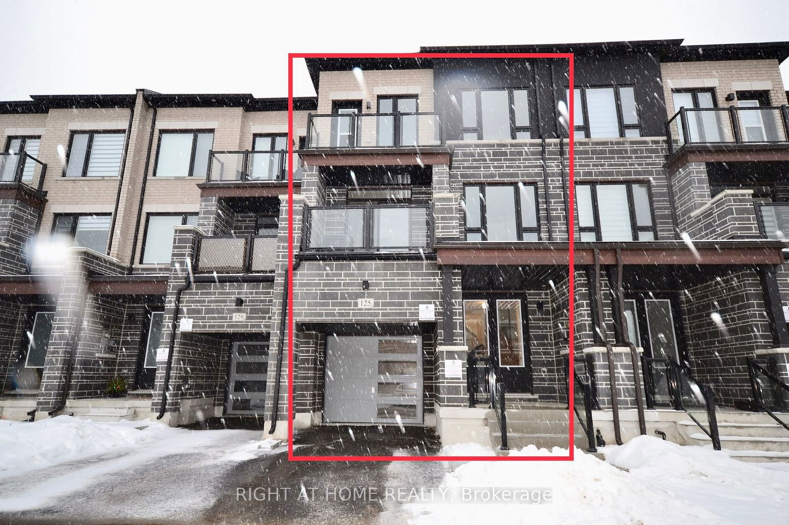 Townhouse for lease at 125 TENNANT Circle, Vaughan, Vellore Village, L4H 5L5 - MLS: N11958211