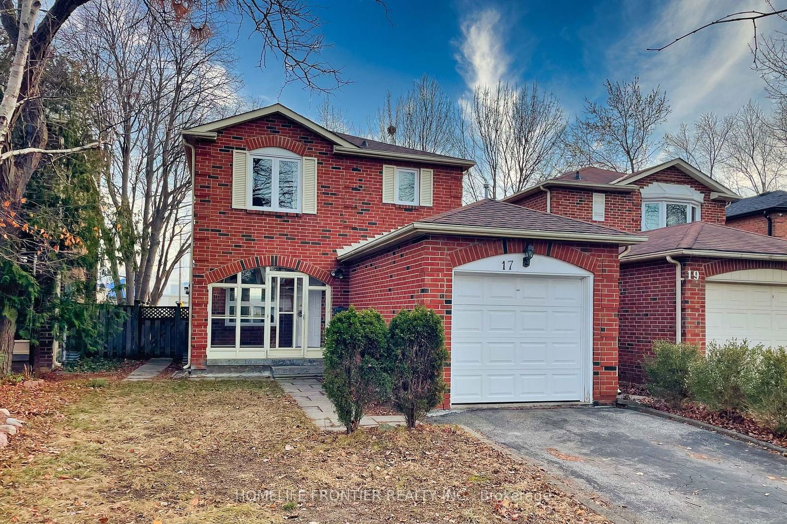 Detached House for sale at 17 Miley Drive, Markham, Markville, L3R 4V1 - MLS: N11958612