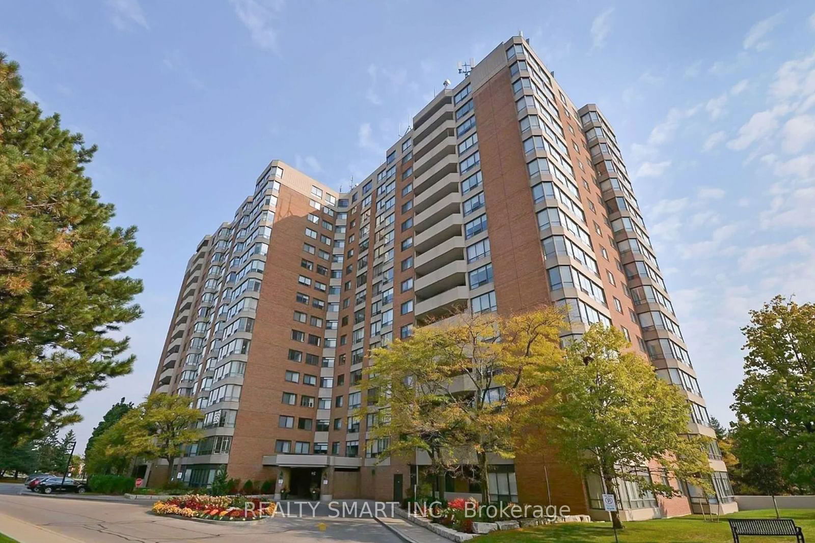 Condo for sale at 806-7601 Bathurst Street, Vaughan, Crestwood-Springfarm-Yorkhill, L4J 4H5 - MLS: N11959144