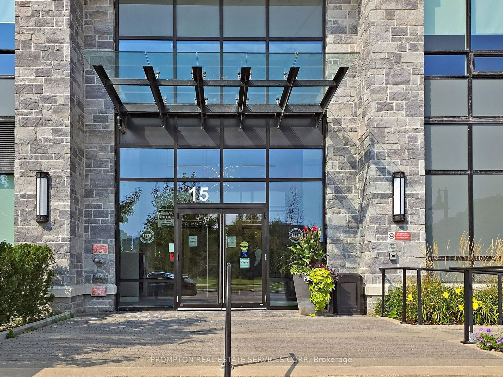 Condo leased at 528-15 Water Walk Drive, Markham, Unionville, L6G 0G2 - MLS: N11959253