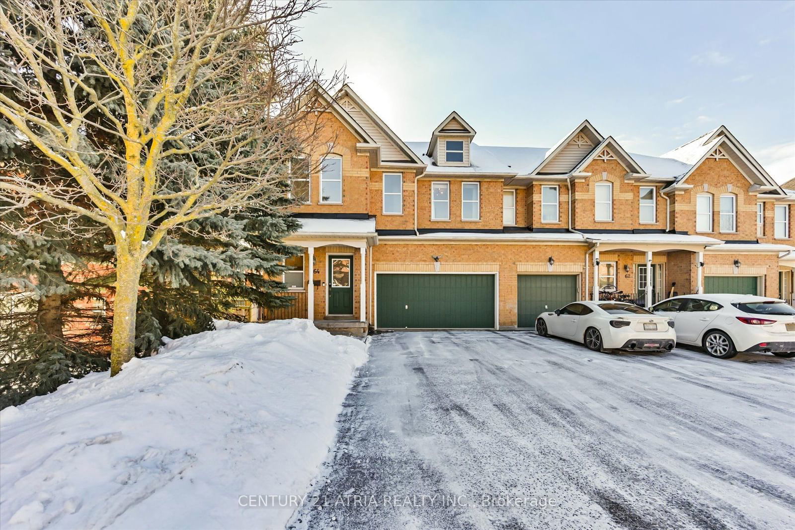 Townhouse sold at 64 Drew Kelly Way, Markham, Buttonville, L3R 5R2 - MLS: N11959671