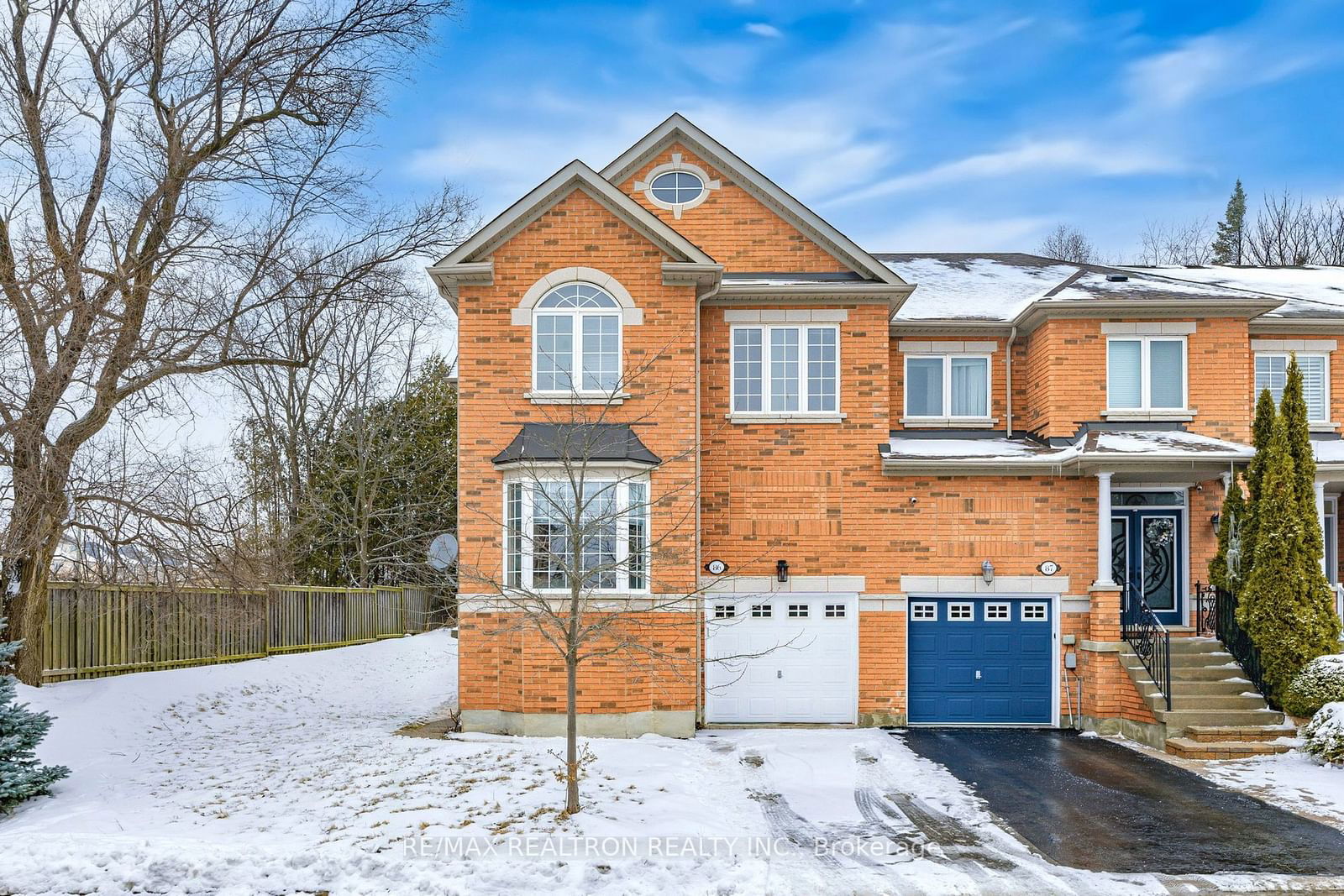 Townhouse for sale at 86-8 Townwood Drive, Richmond Hill, Jefferson, L4E 4Y3 - MLS: N11960131