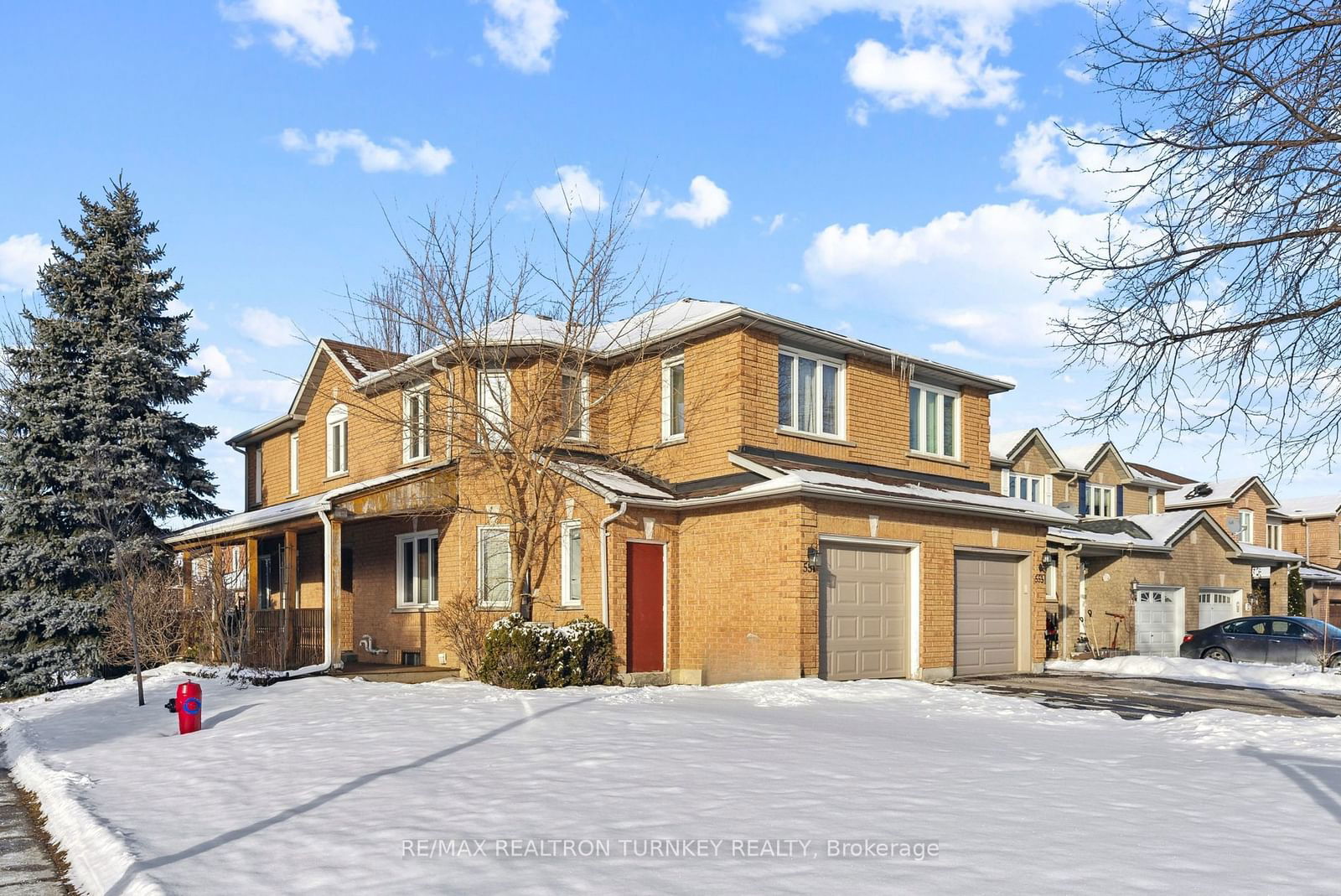 Semi-Detached House for sale at 551 Carberry Street, Newmarket, Stonehaven-Wyndham, L3X 2A7 - MLS: N11960150