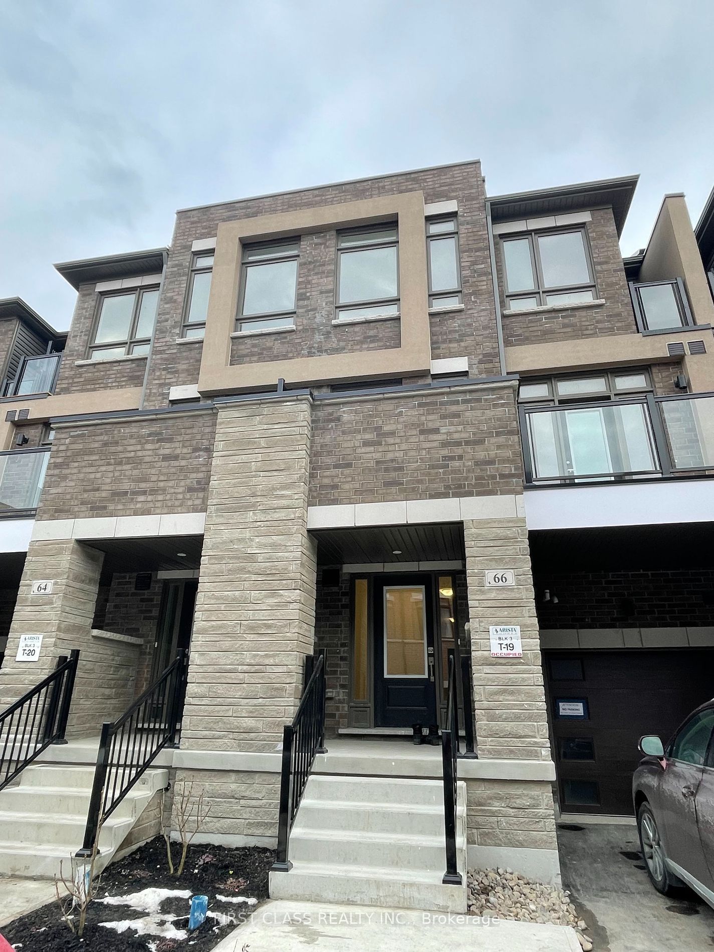 Townhouse for lease at 66 Riley Reed Lane, Richmond Hill, Rural Richmond Hill, L4S 0M3 - MLS: N11960196