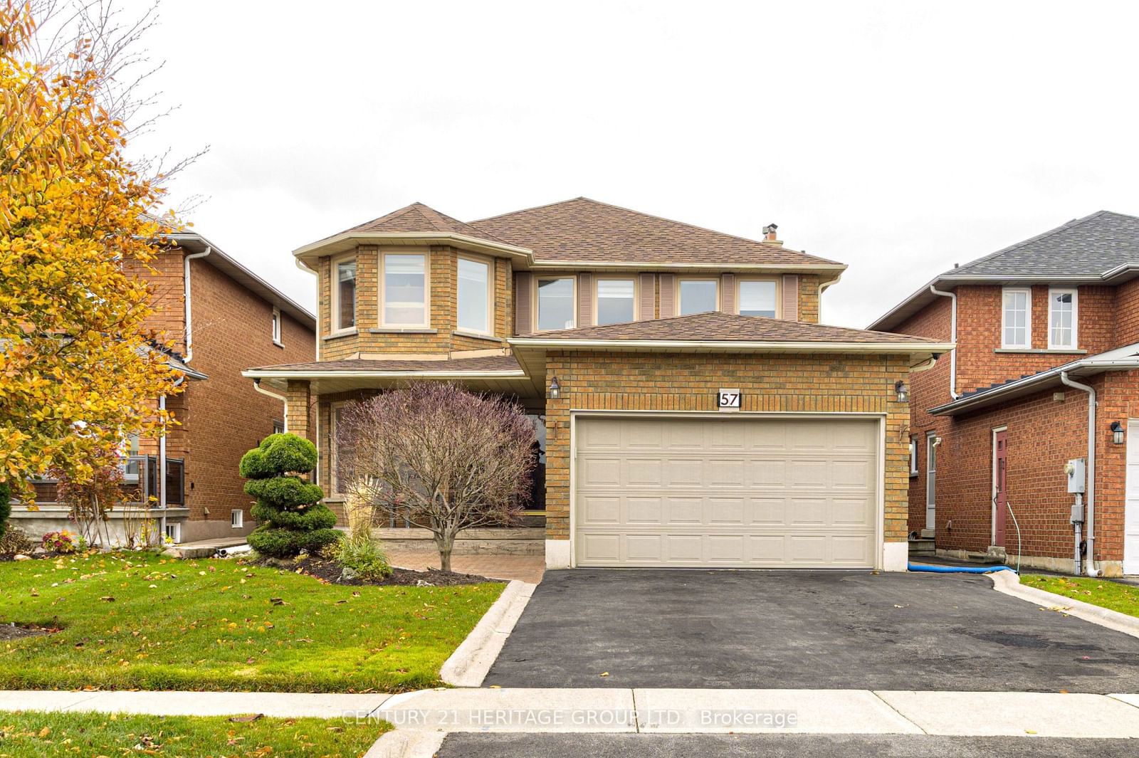 Detached House for sale at 57 Embassy Drive, Vaughan, East Woodbridge, L4L 5B2 - MLS: N11960317