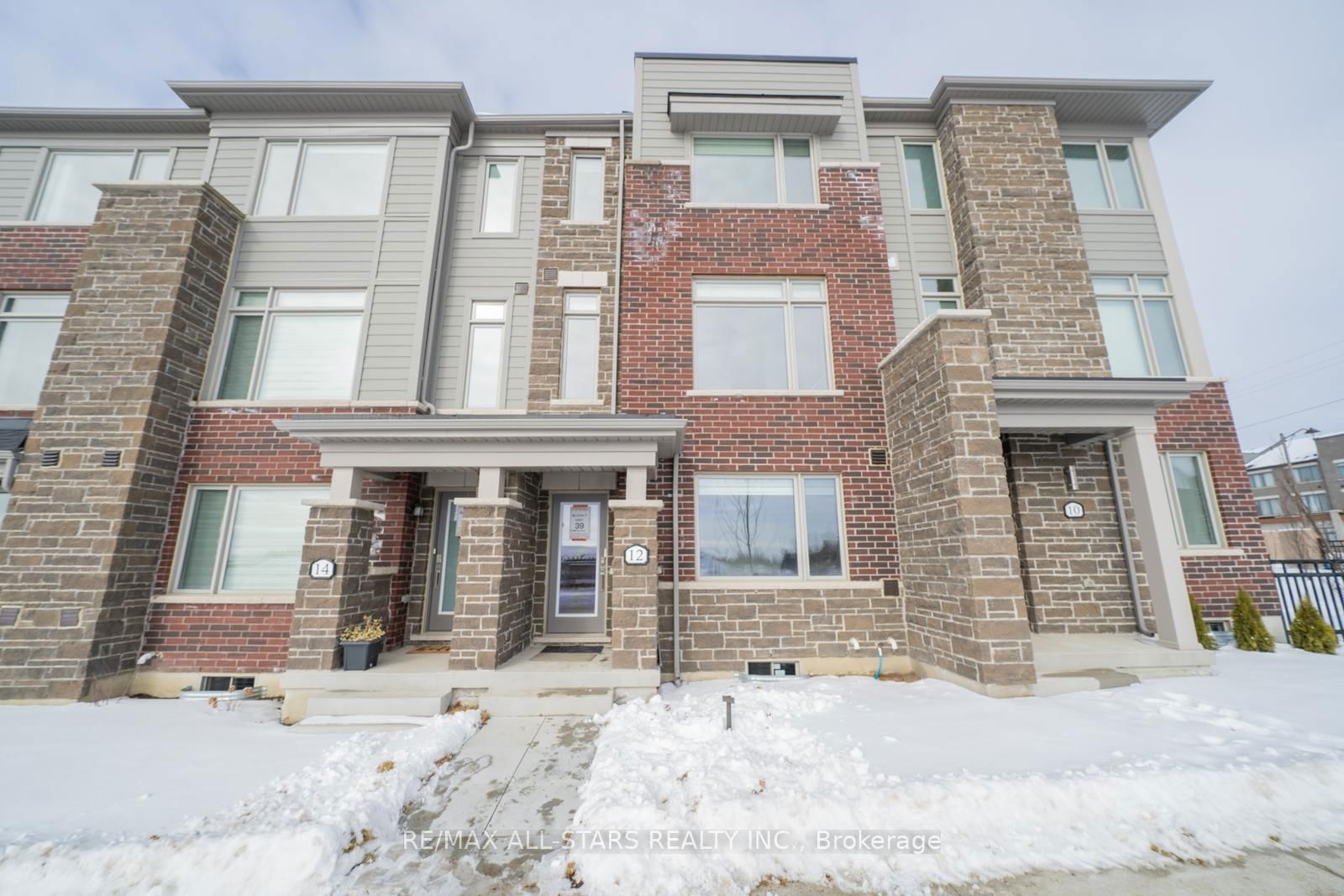 Townhouse for sale at 12 Busato Drive, Whitchurch-Stouffville, Stouffville, L4A 5G2 - MLS: N11960581