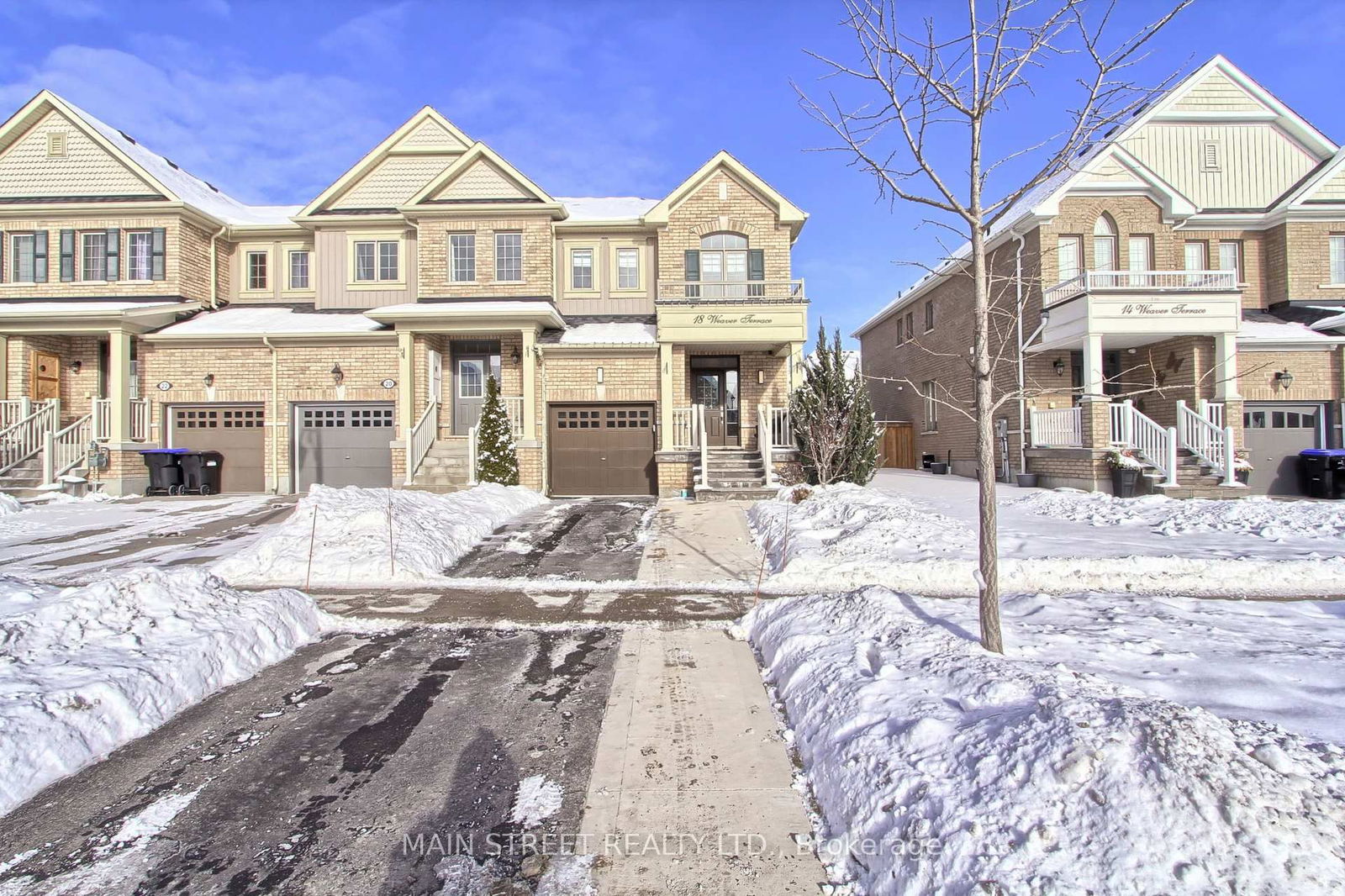 Townhouse sold at 18 Weaver Terrace, New Tecumseth, Tottenham, L0G 1W0 - MLS: N11960738