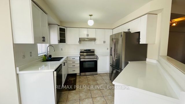 Semi-Detached House for sale at 33 Windward Crescent, Vaughan, Vellore Village, L6A 3G5 - MLS: N11960796