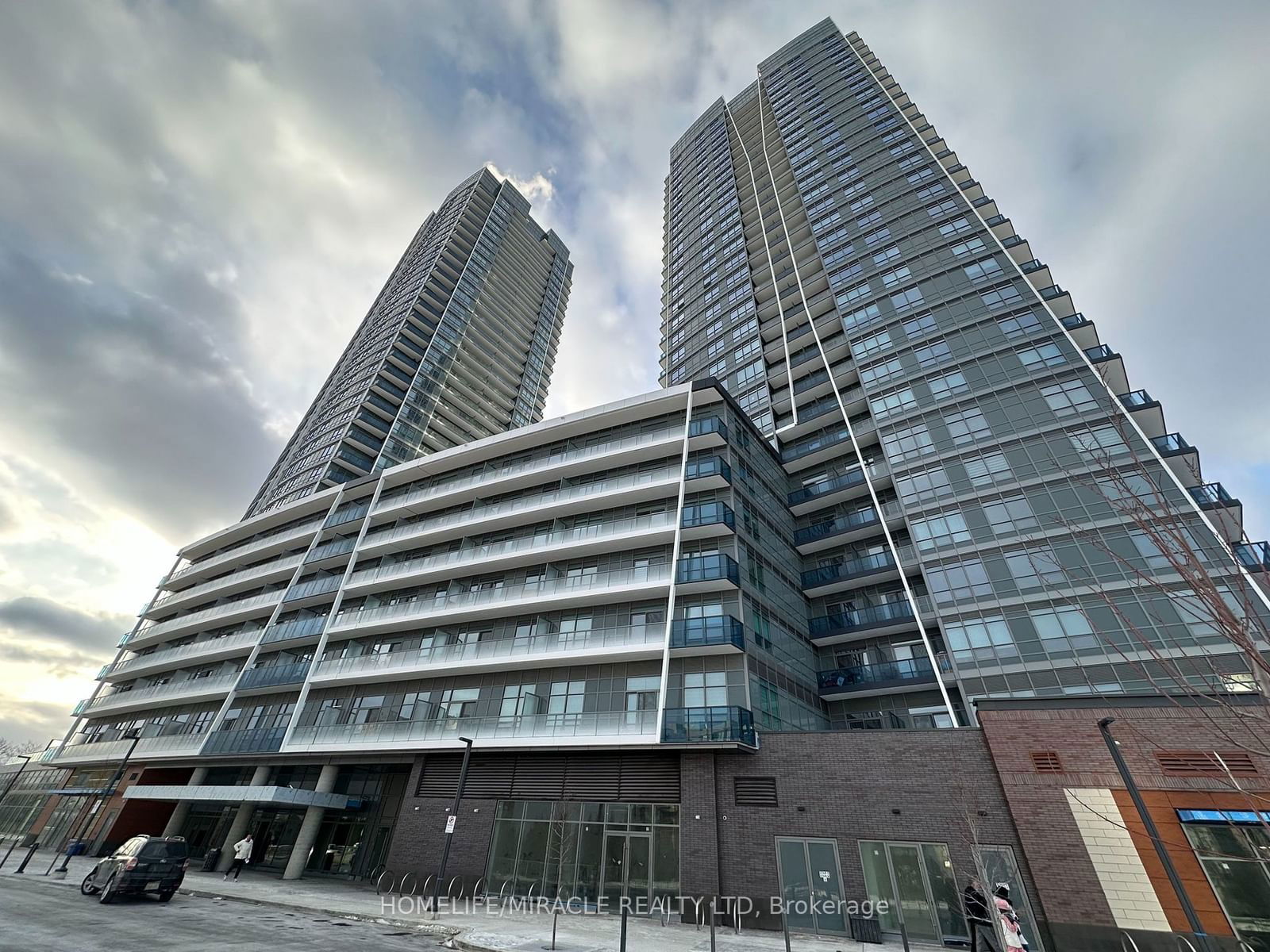 Condo leased at A-3109-30 UPPER MALL Way, Vaughan, Brownridge, L4J 0L7 - MLS: N11961274