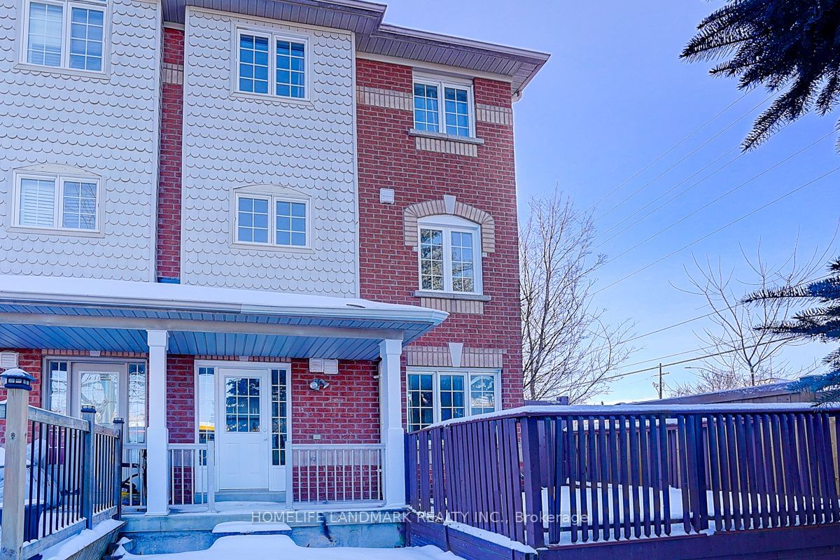 Townhouse for sale at 14-10 Old Colony Road, Richmond Hill, Oak Ridges Lake Wilcox, L4E 4L4 - MLS: N11961416