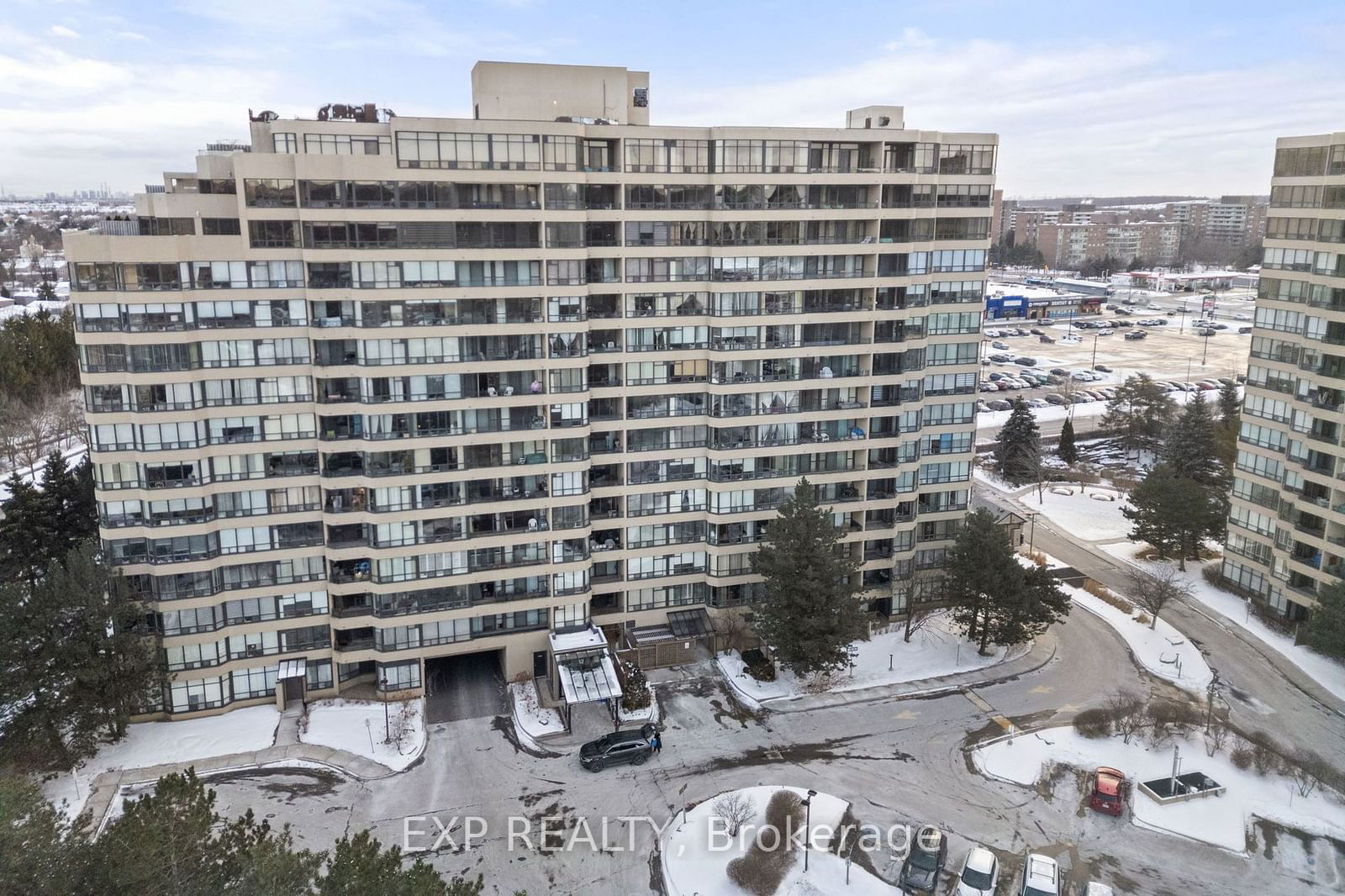 Condo for sale at 521-32 Clarissa Drive, Richmond Hill, Harding, L4C 9R7 - MLS: N11961544