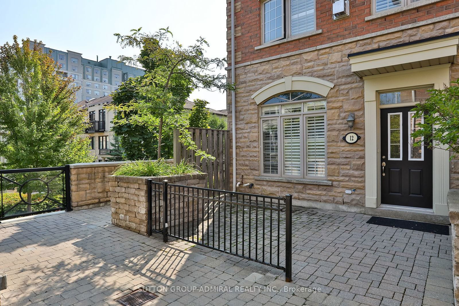 Townhouse for sale at 12-8 Brighton Place, Vaughan, Crestwood-Springfarm-Yorkhill, L4J 0E3 - MLS: N11961784