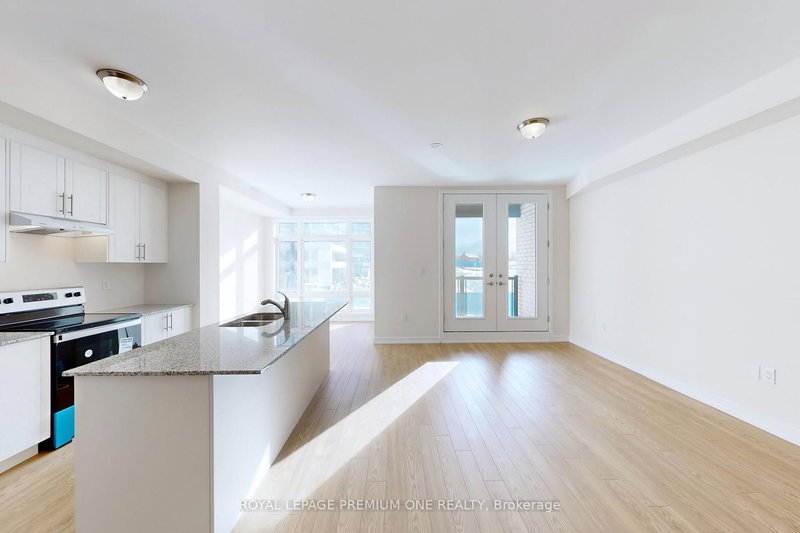 38 Dandara Gate, Vaughan, L4L 0M6 | Image 3