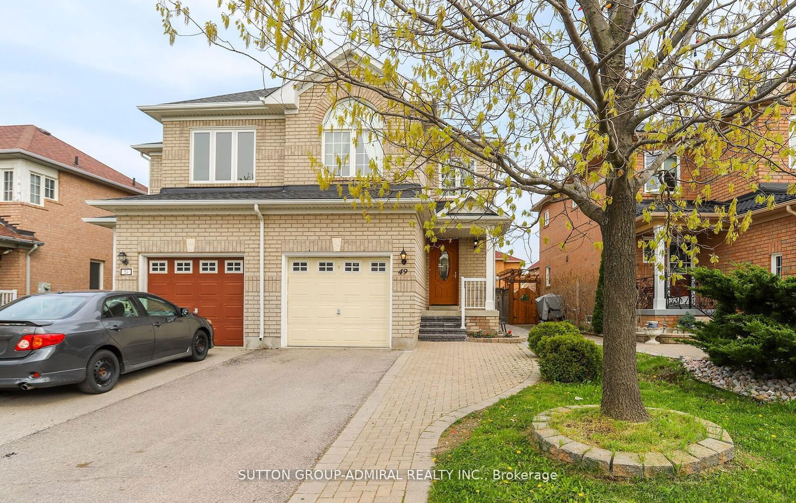 Semi-Detached House leased at 49 National Pine Drive, Vaughan, Vellore Village, L6A 3M3 - MLS: N11962131