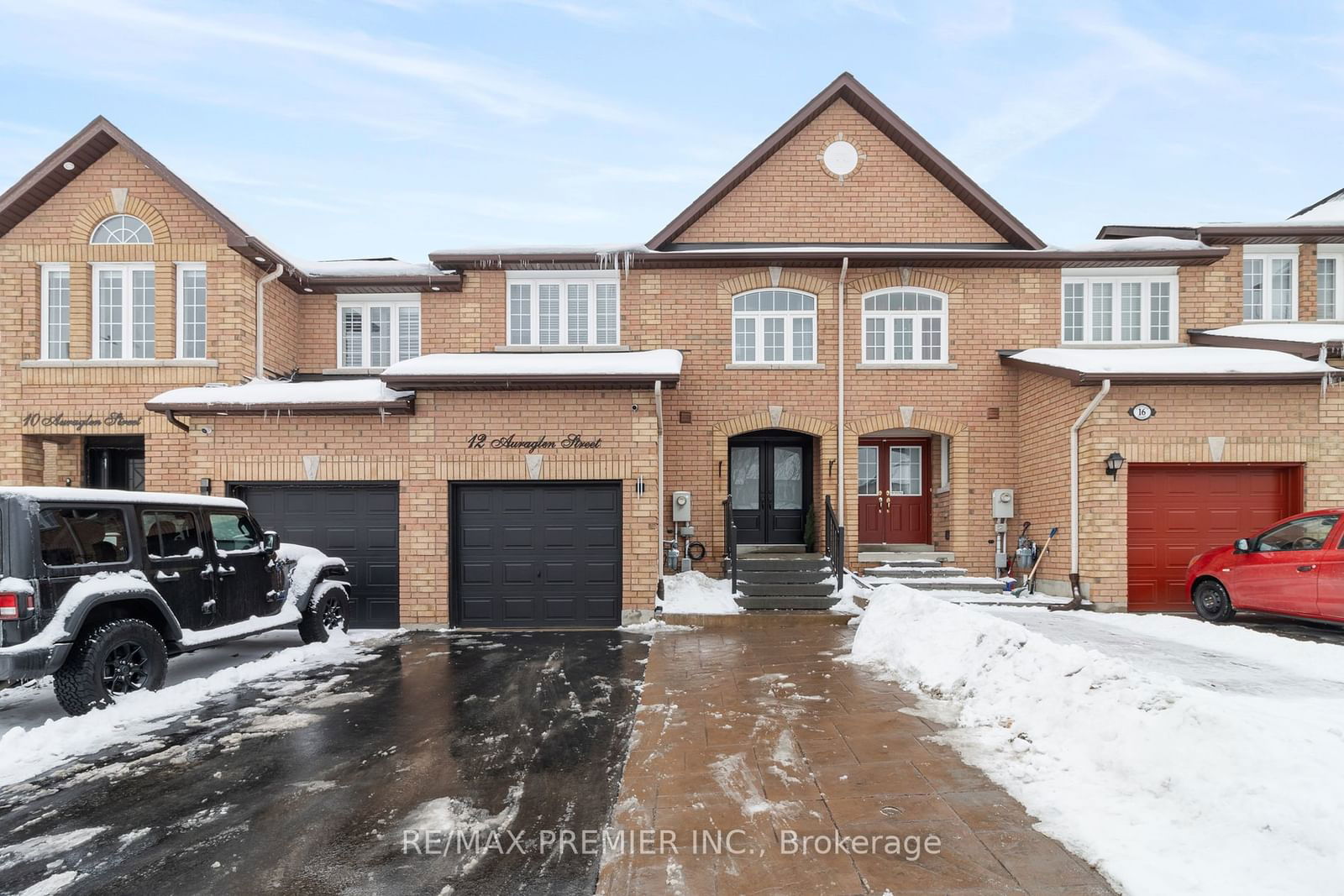 Townhouse for sale at 12 Auraglen Street, Richmond Hill, Oak Ridges, L4E 4E2 - MLS: N11962191