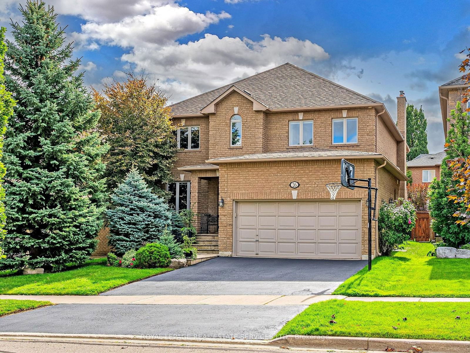 Detached House for sale at 26 Langtry Place, Vaughan, Uplands, L4J 8K8 - MLS: N11962363