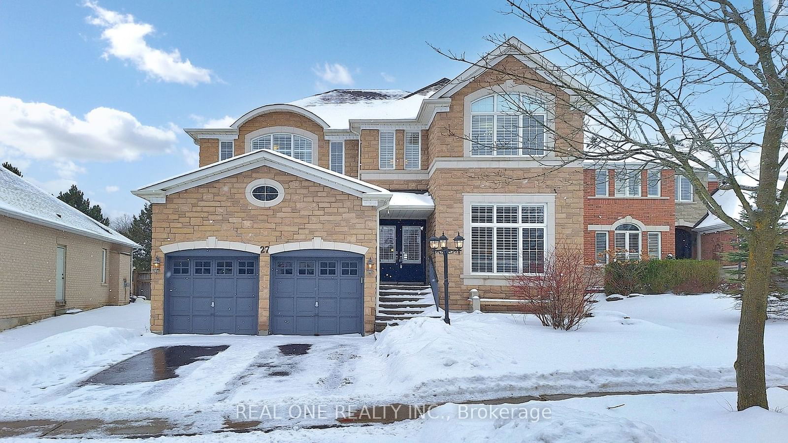 Detached House for sale at 27 Gleave Court, Aurora, Aurora Highlands, L4G 7L9 - MLS: N11962874