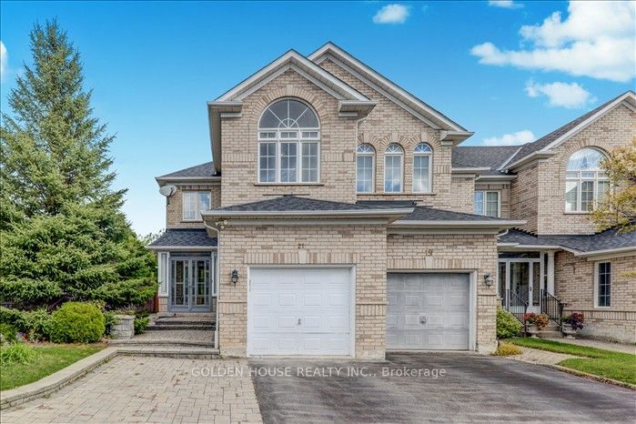 Townhouse for lease at 21 Debonair Drive, Richmond Hill, Westbrook, L4C 0R2 - MLS: N11962893