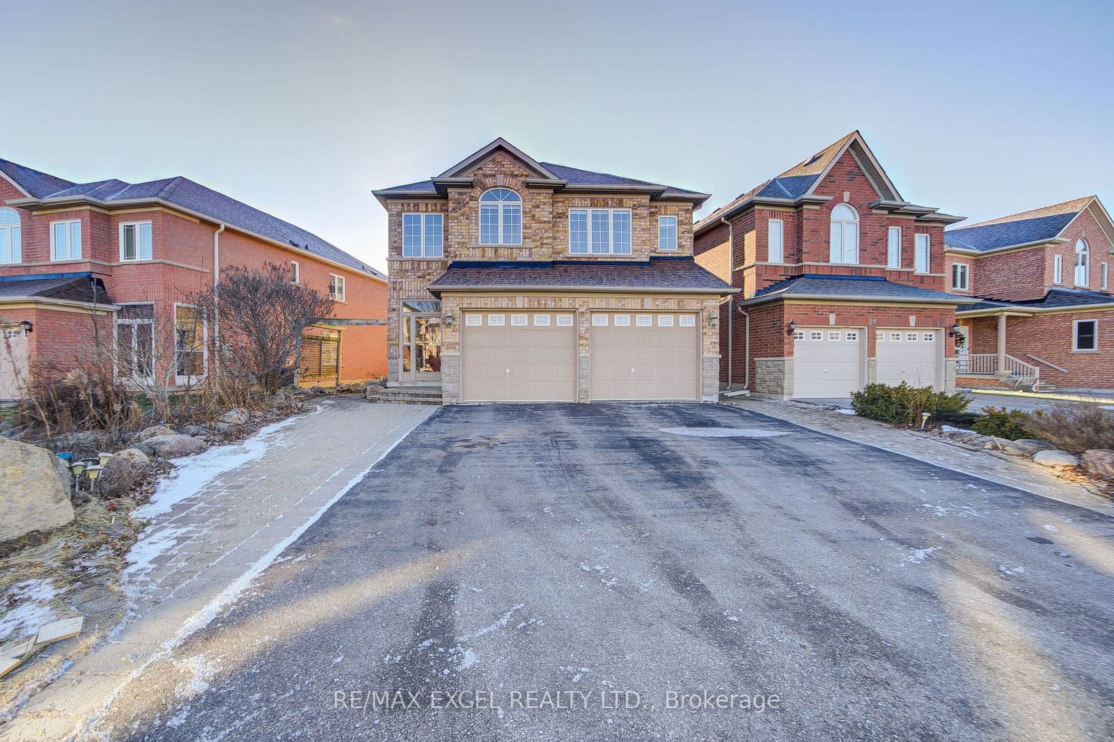 Detached House for sale at 23 Lena Drive, Richmond Hill, Rouge Woods, L4S 2V4 - MLS: N11962916