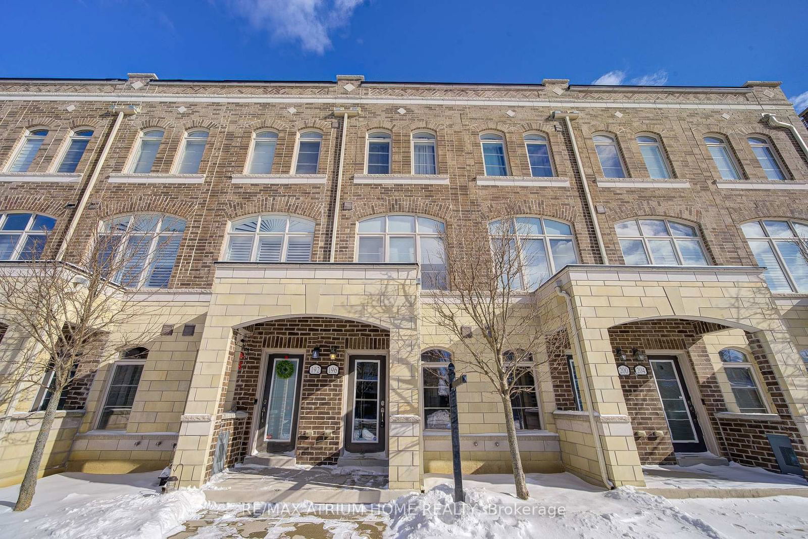 Townhouse for sale at 196 Glad Park Avenue, Whitchurch-Stouffville, Stouffville, L4A 1X1 - MLS: N11963456