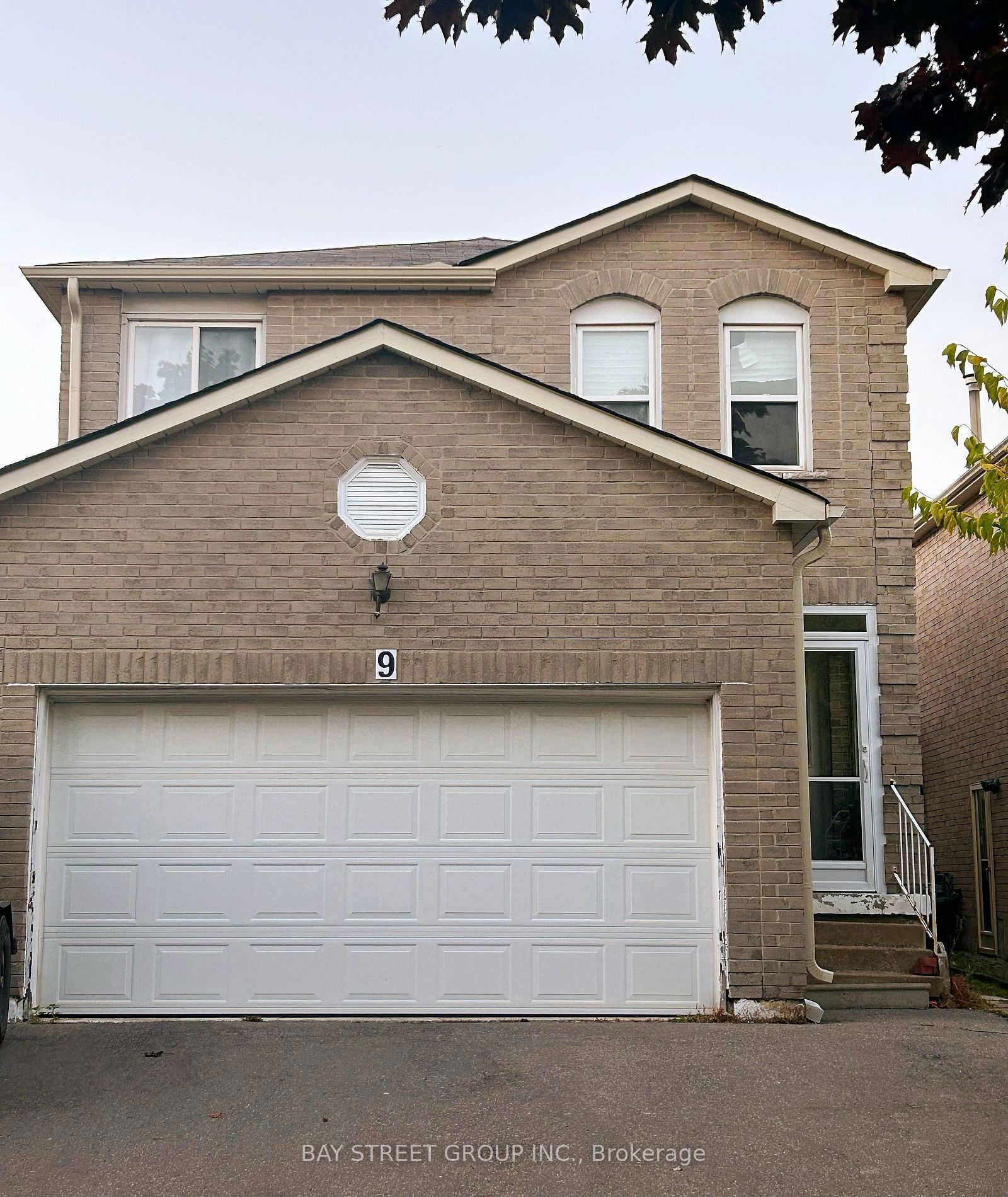 Detached House for lease at 9 Charles Alfred Crescent, Markham, Middlefield, L3S 2B6 - MLS: N11963480