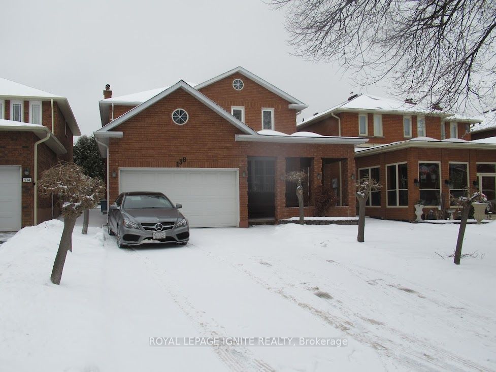 Detached House sold at 138 VENETIAN Crescent, Vaughan, East Woodbridge, L4L 5E8 - MLS: N11963595