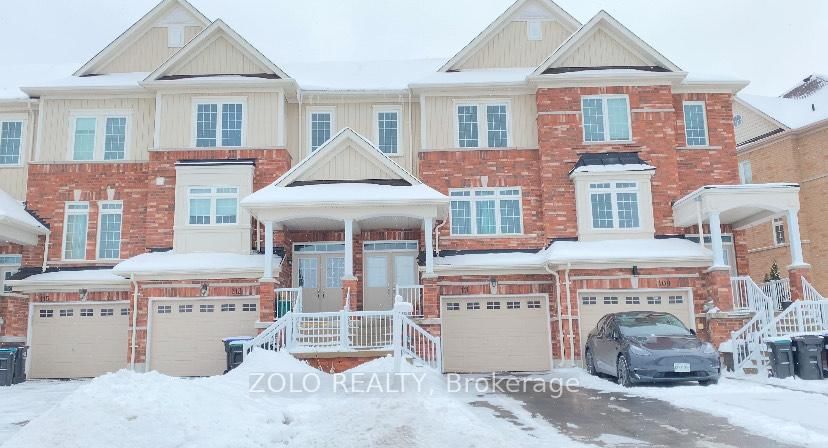 Townhouse sold at 111 Taucar Gate, Bradford West Gwillimbury, Bradford, L3Z 0V8 - MLS: N11964386